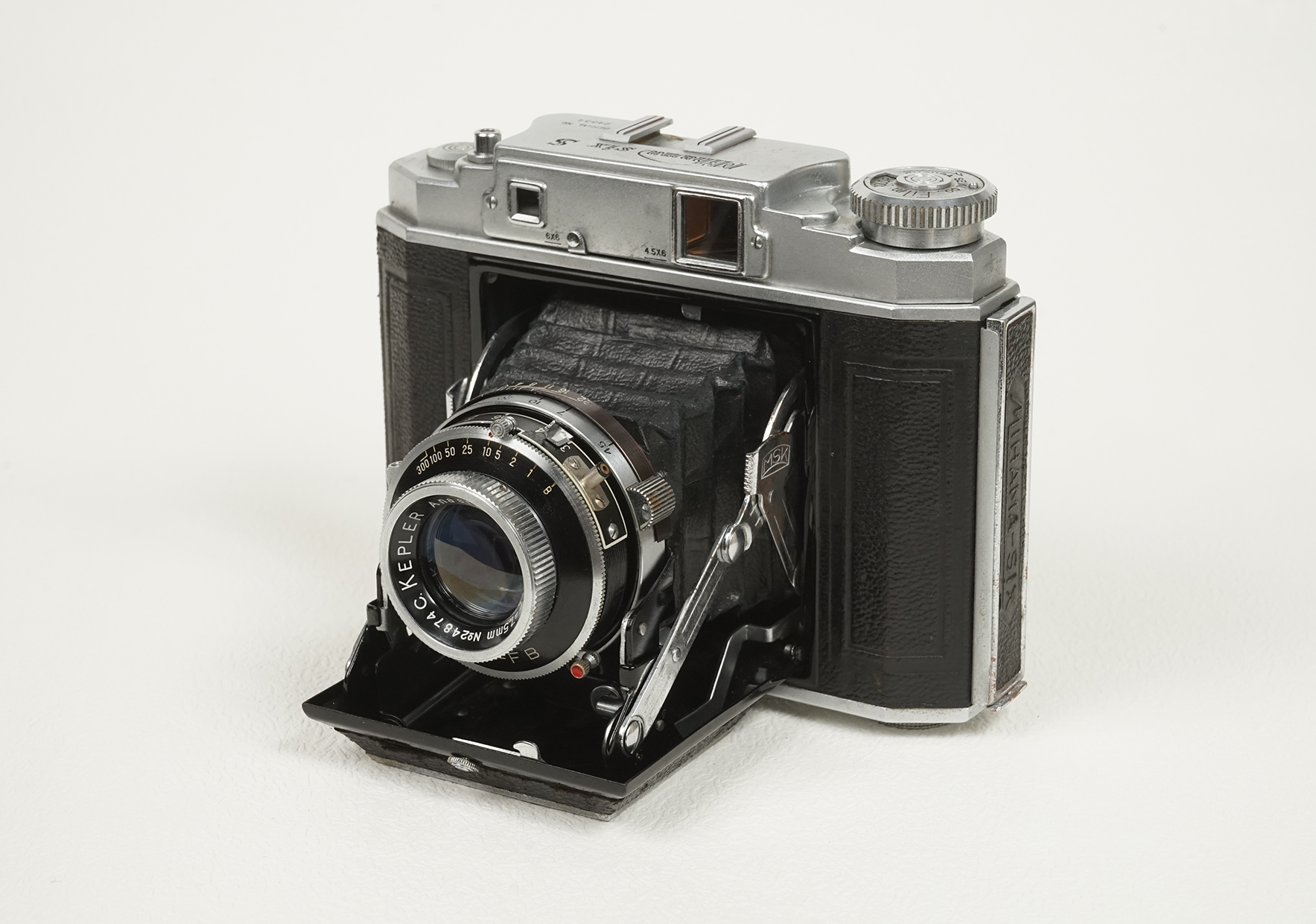 Mihama Six S